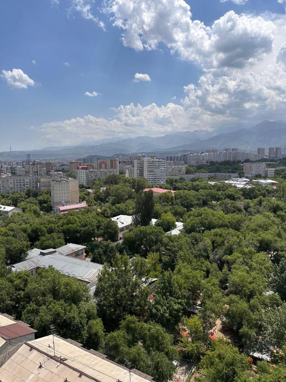 Солнечная Лагуна Almatý Exterior foto